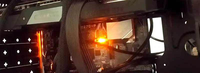 What does an orange light on a motherboard mean